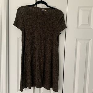 Francesca’s Green Knit T Shirt Dress